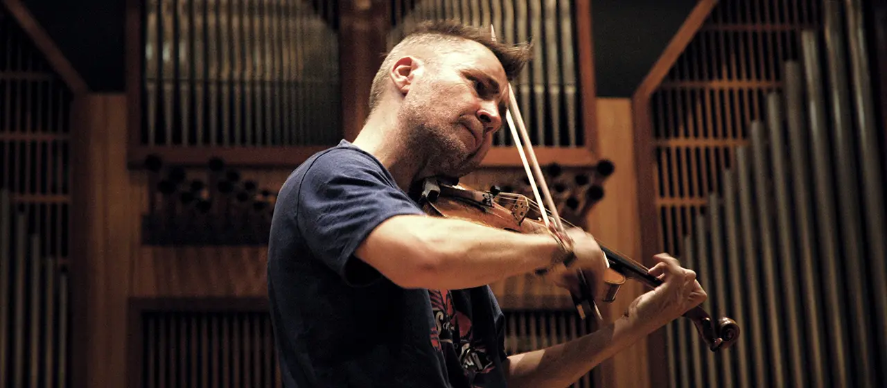 nigel kennedy violinista - Nigel Kennedy sigue casado