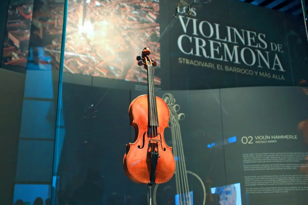 famosos violines de cremona italia - Qué famosos luthiers vivieron en la ciudad italiana de Cremona