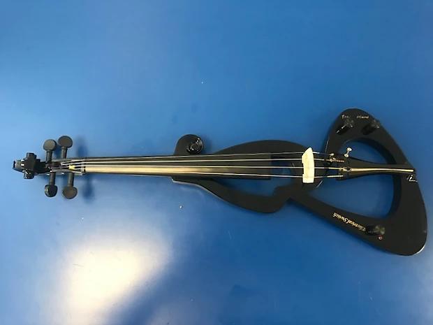 sojing electric violin - What do you plug an electric violin into