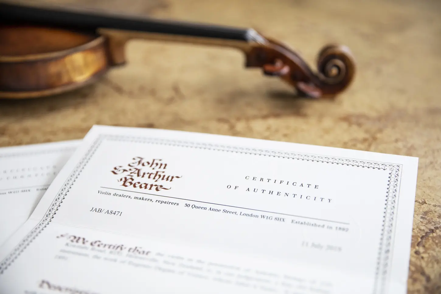 violin certificate - Who can authenticate a violin