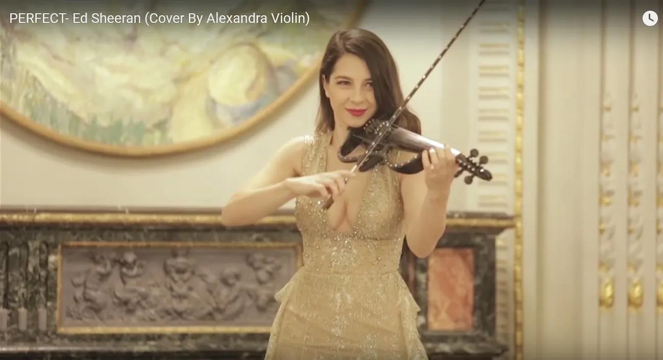 alexandra summ molinara violin - Who is the violin player in the orchestra