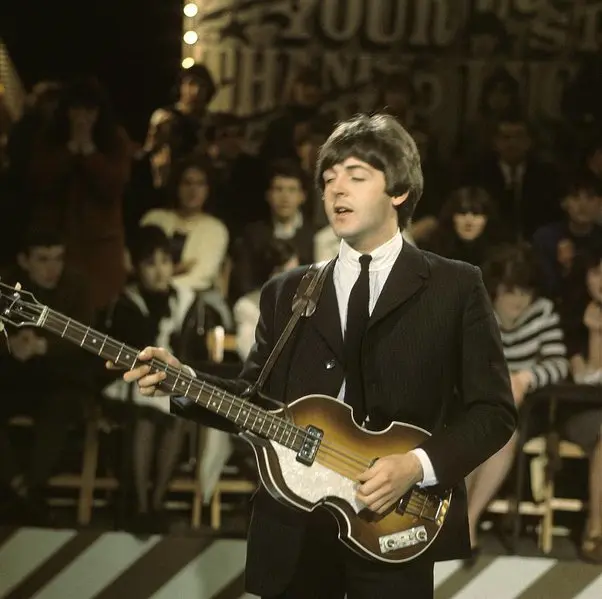 Rickenbacker Violin Bass: La joya de los bajistas - Why are Rickenbackers so expensive rickenbacker violin bass - Why are Rickenbackers so expensive