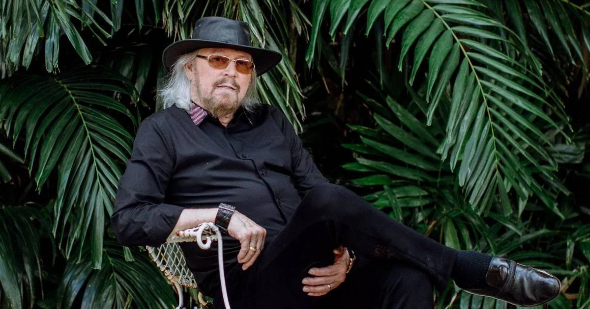 La triste historia detrás de 019872zjspixorbee gees: lonely violin019872zjspixor - Why did the Gibb brothers not get along bee gees lonely violin - Why did the Gibb brothers not get along