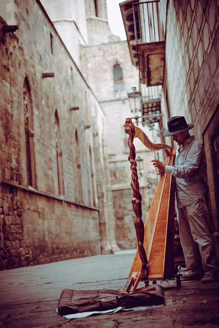 arpa para colorear y violin - Cómo se llama el arpa pequeña