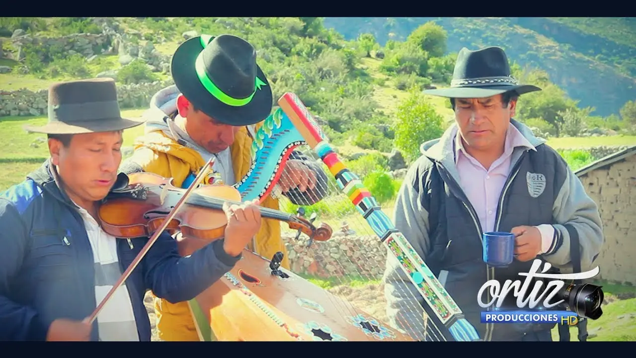 cantantes de huayno en arpa y violin - Cómo se llama el cantante de huayno