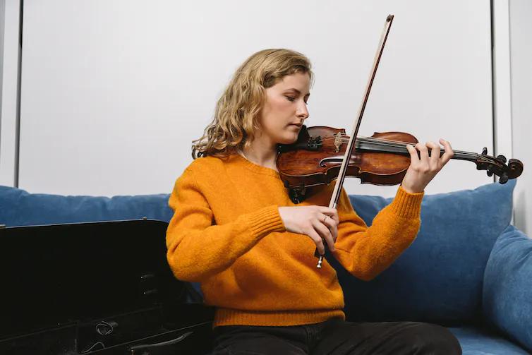 departamentos en donde escuchan la interpretacion del violin - Cómo se practica el violín en un apartamento
