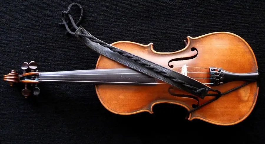 como se llama eso para sostener el violin mas alto - Cómo se sostiene el violín