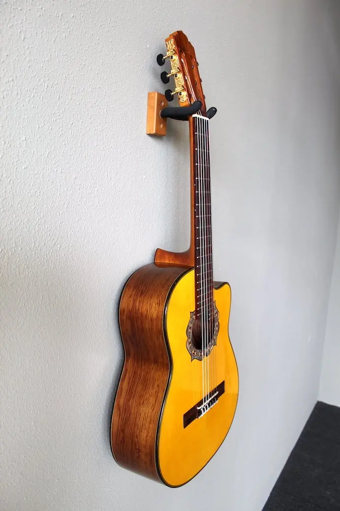 requinto navarro tipo violín - Cómo suena un requinto