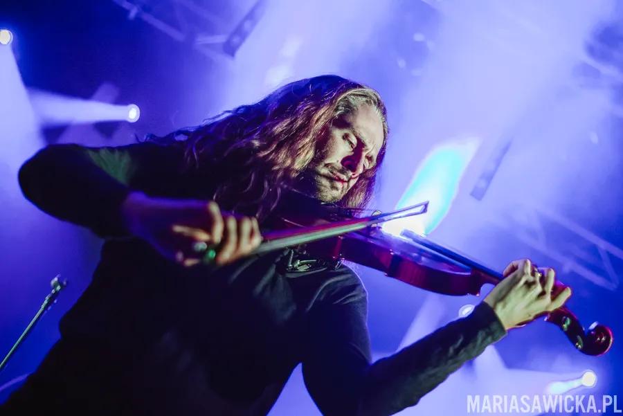 banda de death metal con violines - Cuál es la música más pesada del mundo