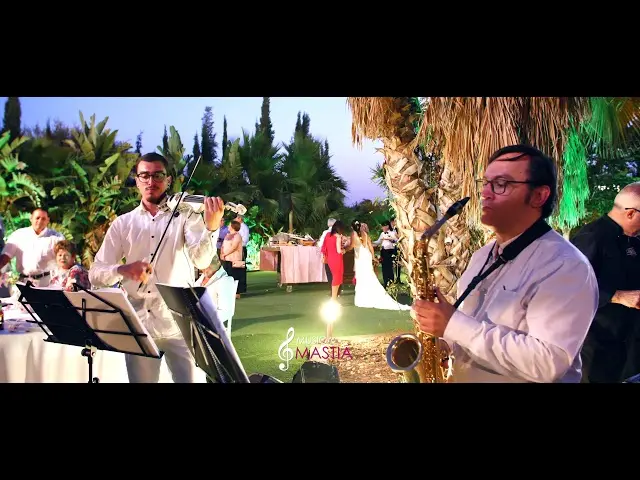 boda saxo y violin - Cuánto cuesta un saxofonista para una boda