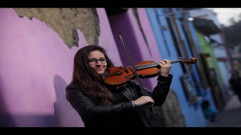 quien es daniela nata violinista - Dónde ver el documental Una vida entre las cuerdas