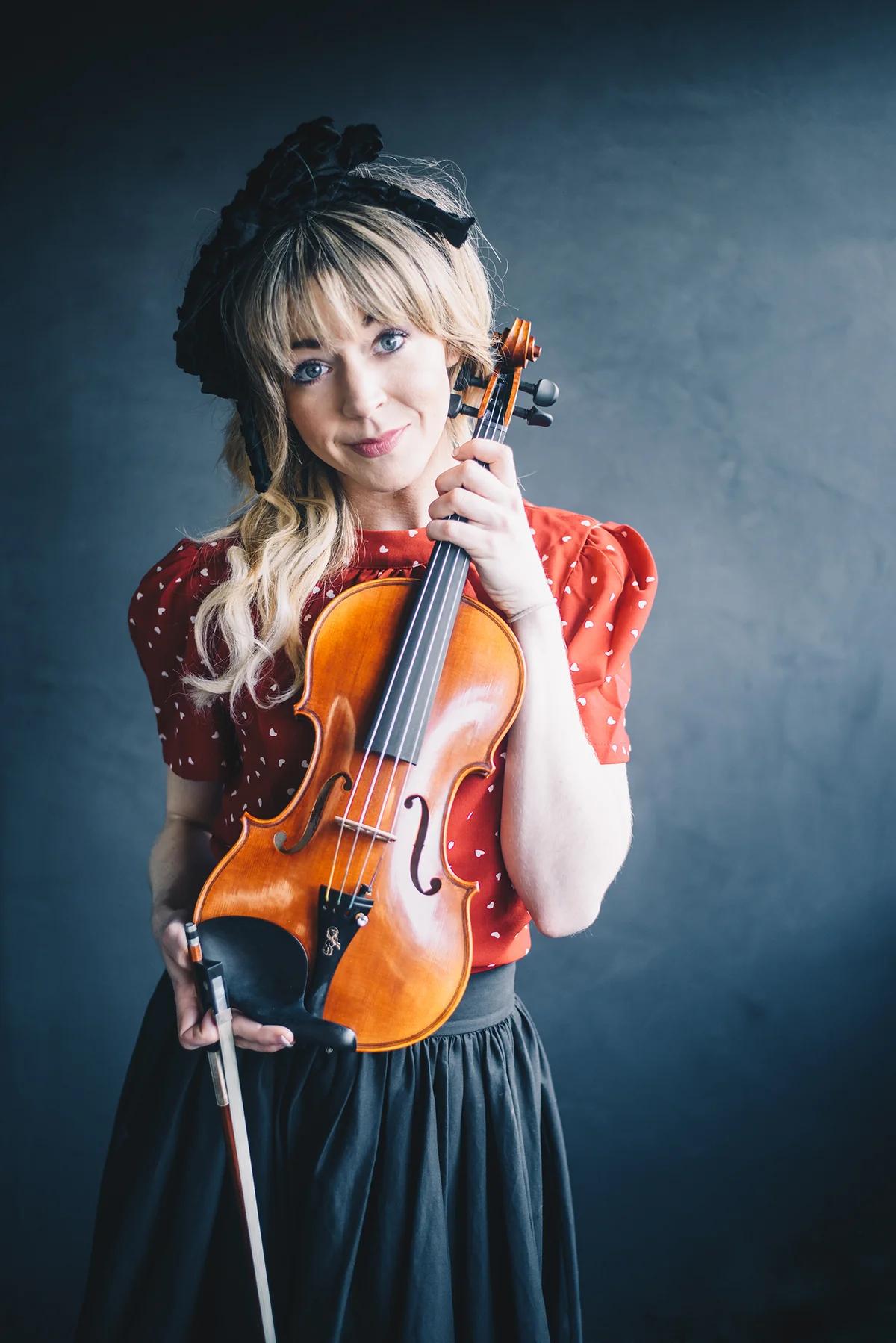 lindsey stirling violin collection - How did Lindsey Stirling learn to play the violin