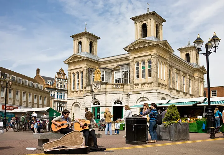 Kingston Town Violin: Todo sobre este clásico tema y su historia - How old is Kingston Town kingston town violin - How old is Kingston Town