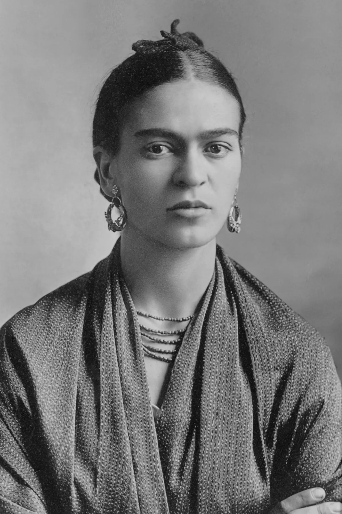 violin frida kahlo - How old was Frida Kahlo when she died