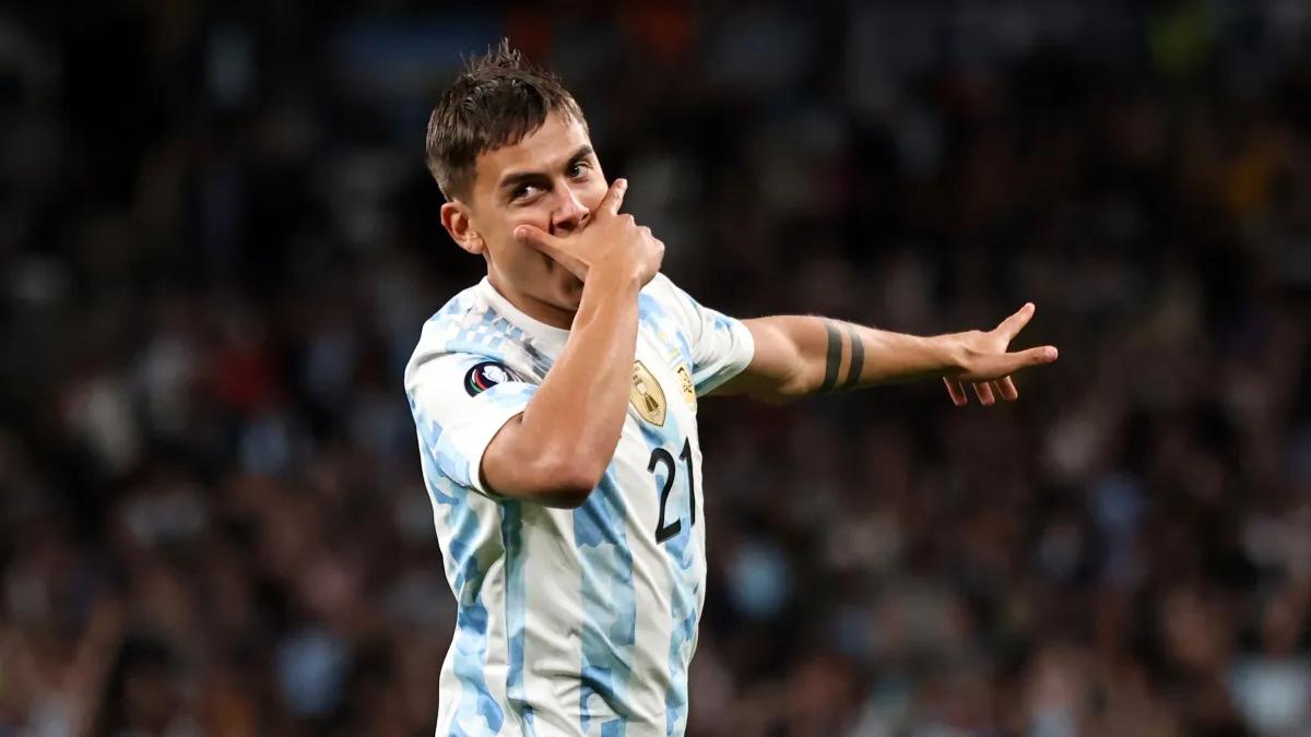 dybala gesto del violin - Por qué Dybala se llama La Joya