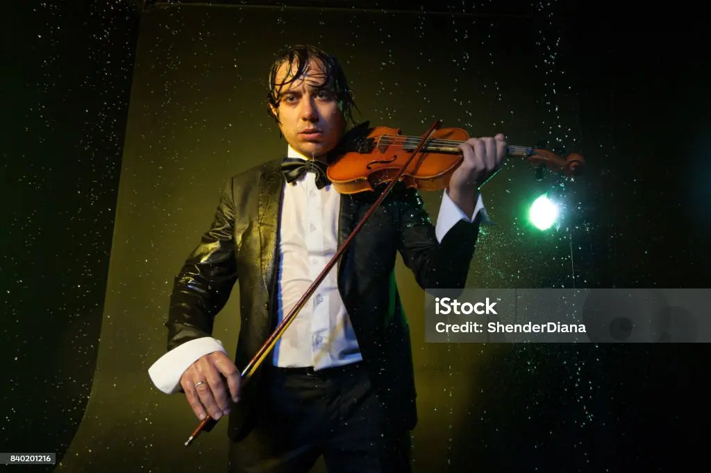 cabello negro violino hombres - Qué es esplendor del color