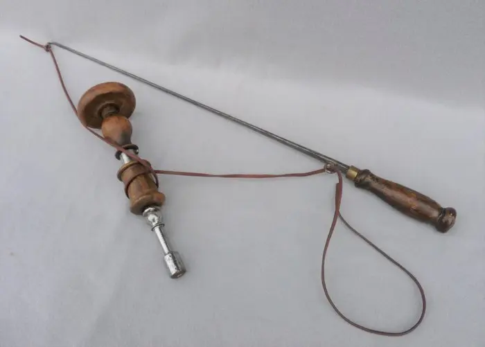 ¿Cómo se utilizaba el taladro de arco de violín? - Quién inventó el primer taladro como se utilizaba el taladro de arco de violin - Quién inventó el primer taladro