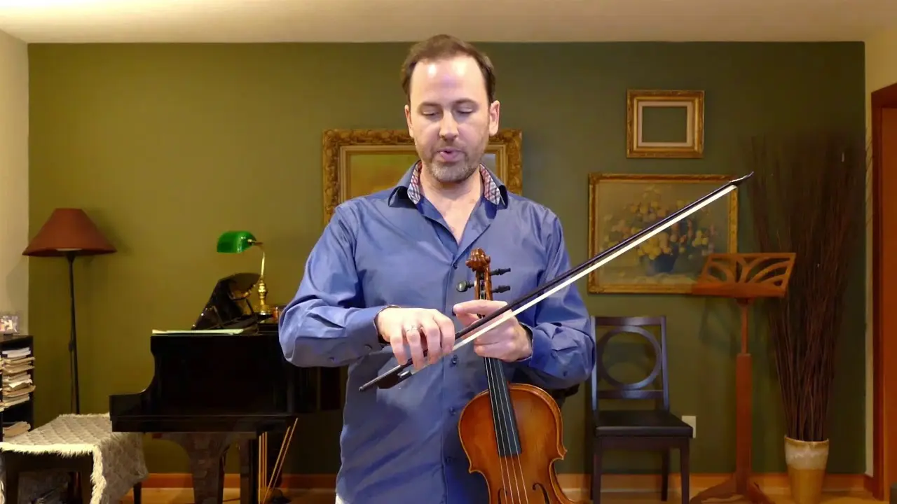 baroque violin hold - What is Baroque bowing