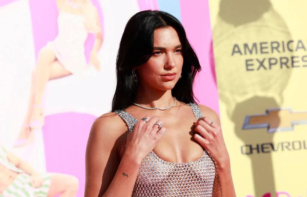 Dua Lipa y Sean Paul se unen en una colaboración musical con violín - What is Dua Lipa's latest single dua lipa sean paul violin - What is Dua Lipa's latest single
