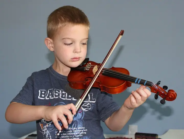 violin lessons for toddlers - What is the Suzuki method for toddlers