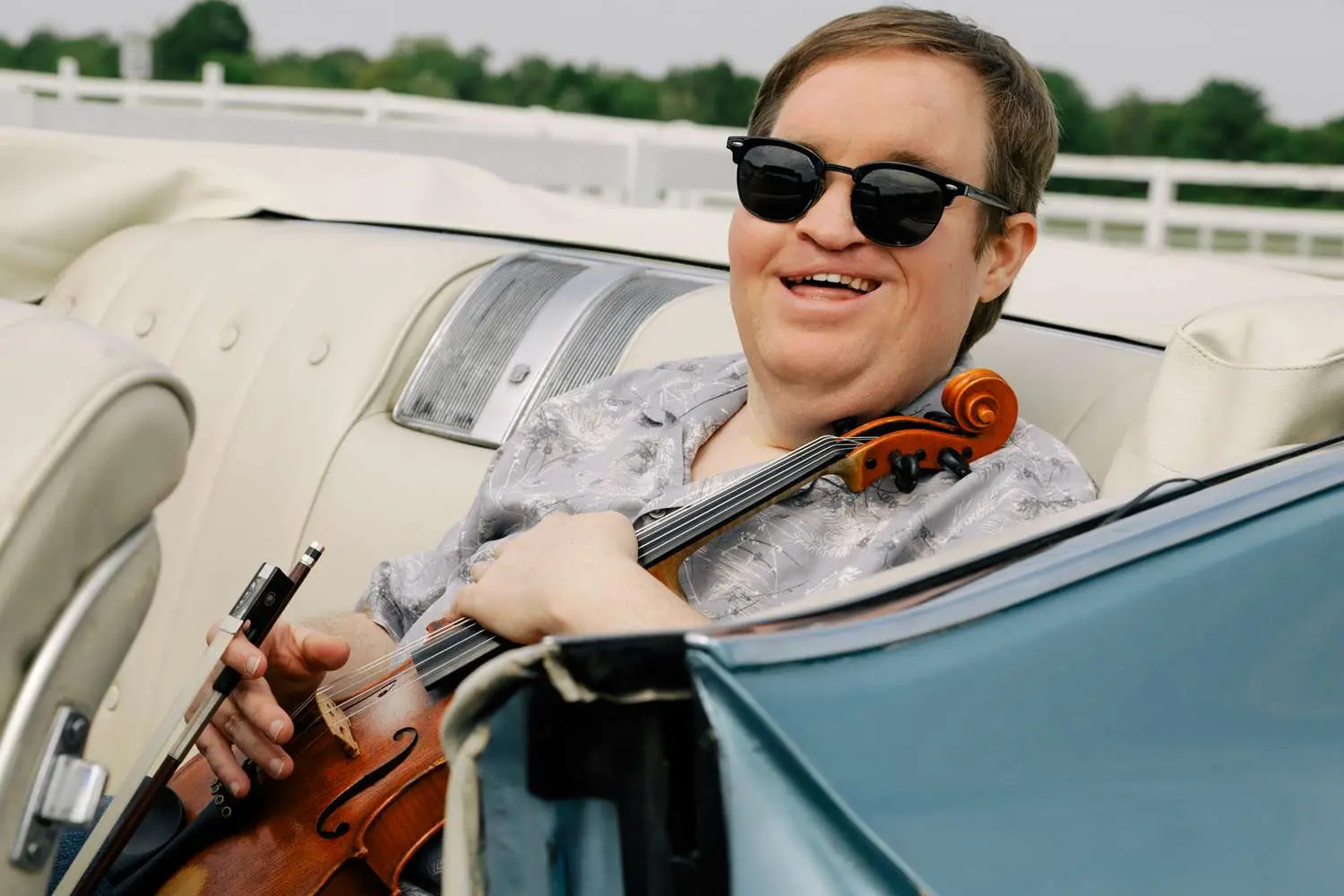 michael cleveland violin - Who is the deaf bluegrass fiddle player