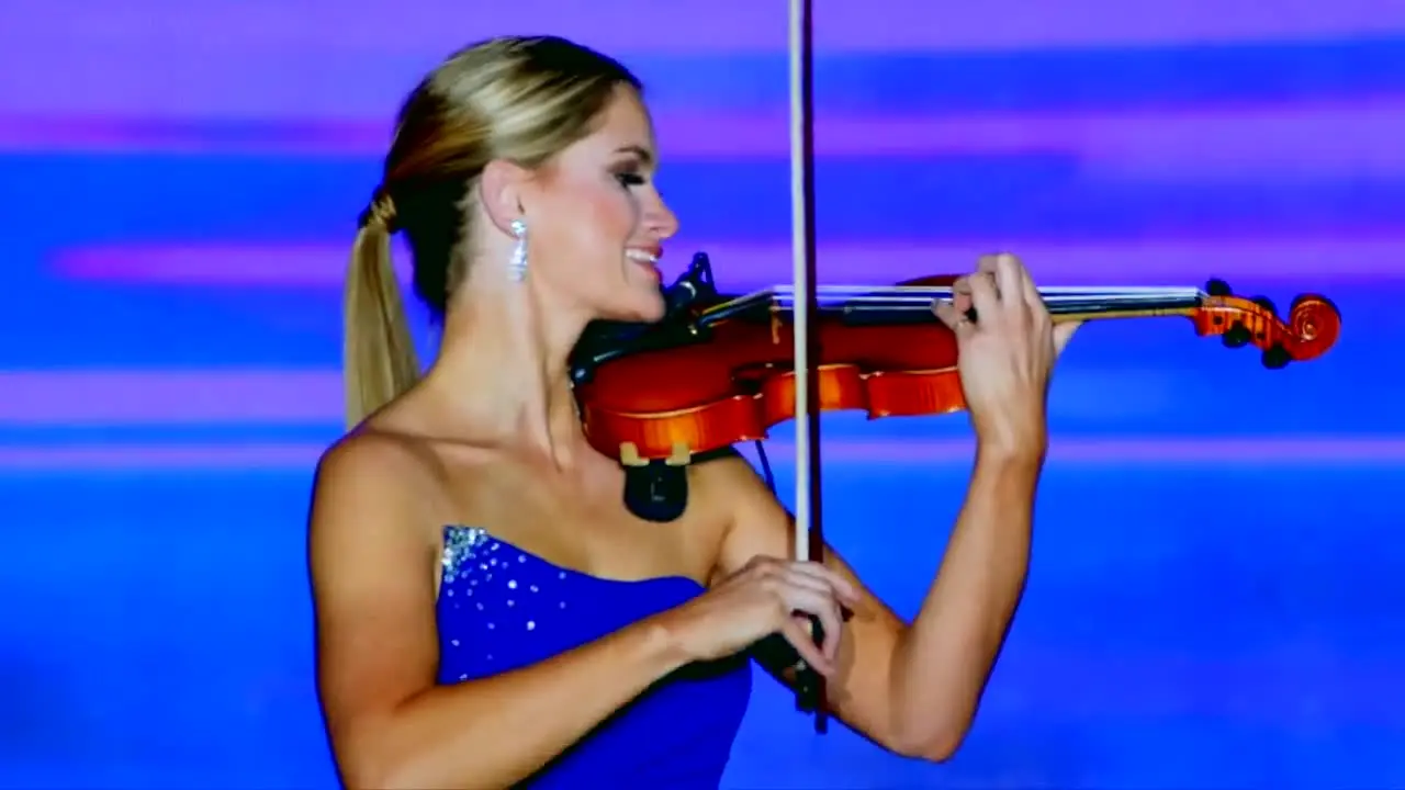 miss violin - Who is the female violinist with the Who