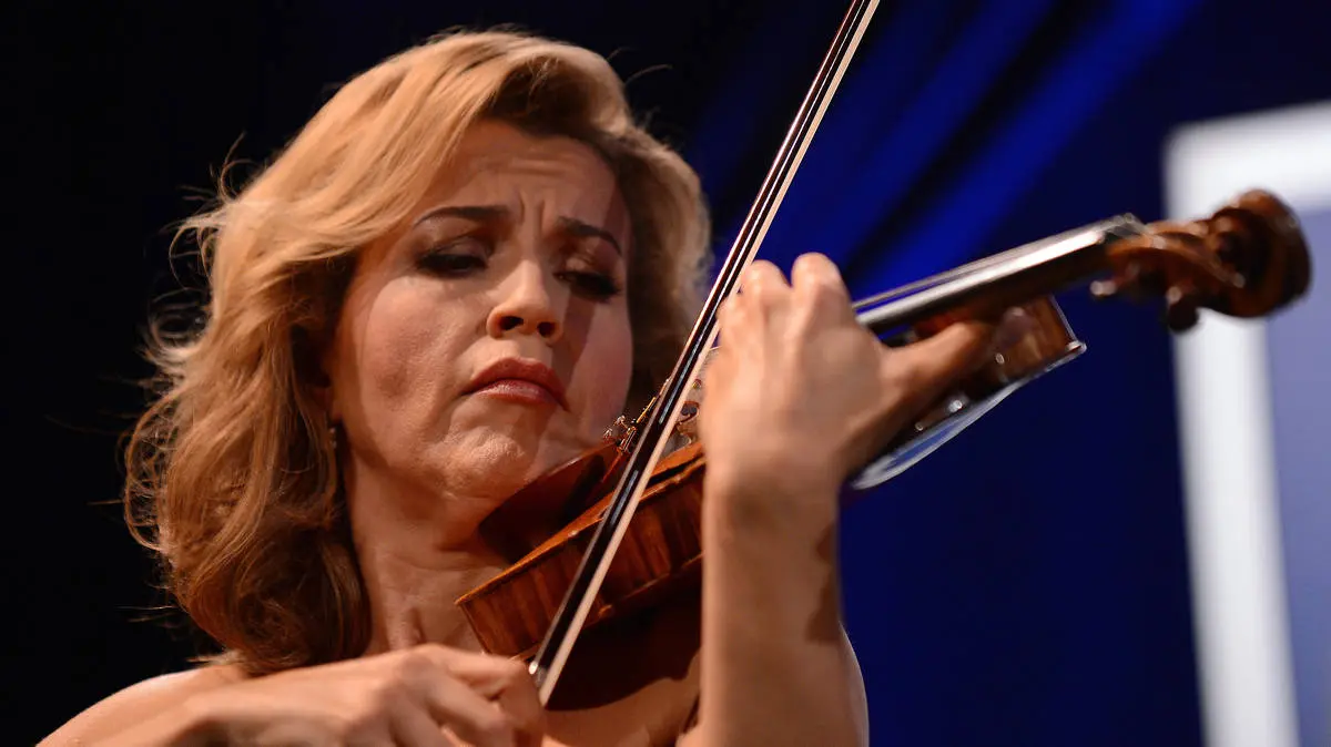 albena danailova violin - Who was the first woman in the Vienna Philharmonic